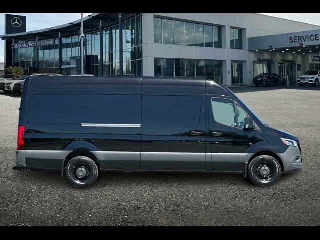 2024 Mercedes-Benz Sprinter Base