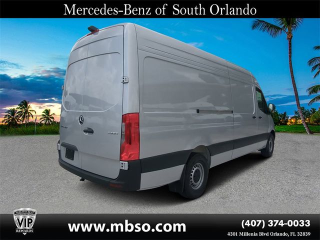 2024 Mercedes-Benz Sprinter Base