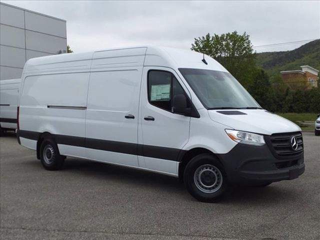 2024 Mercedes-Benz Sprinter Base