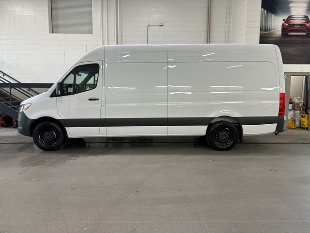 2024 Mercedes-Benz Sprinter Base