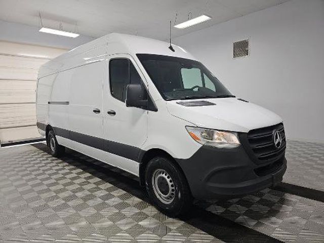 2024 Mercedes-Benz Sprinter Base