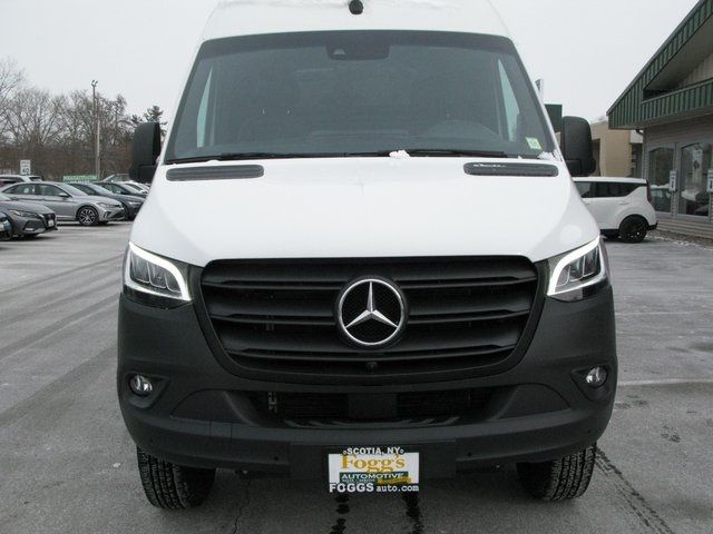 2024 Mercedes-Benz Sprinter Base