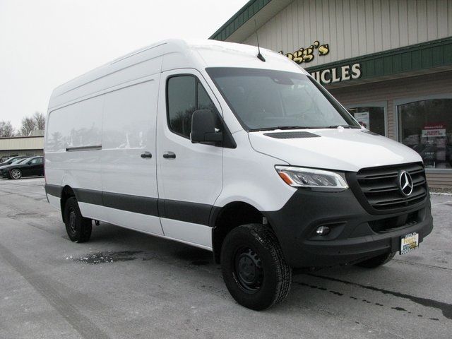 2024 Mercedes-Benz Sprinter Base