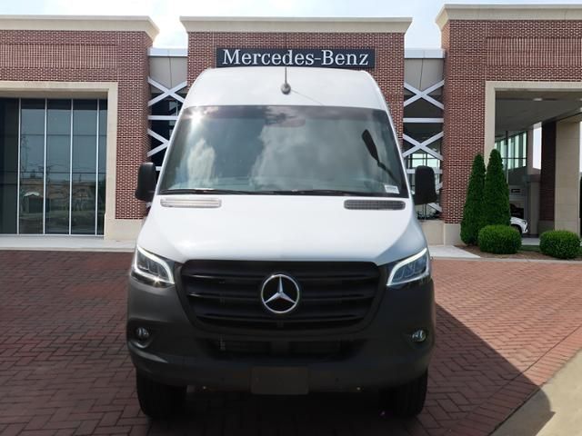 2024 Mercedes-Benz Sprinter Base