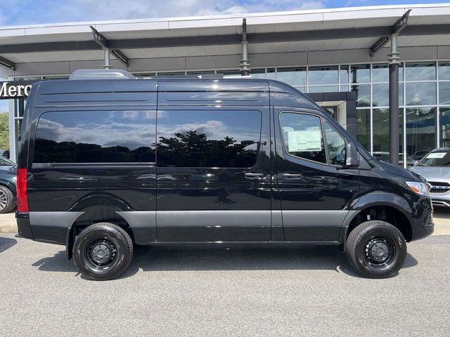 2024 Mercedes-Benz Sprinter Passsenger