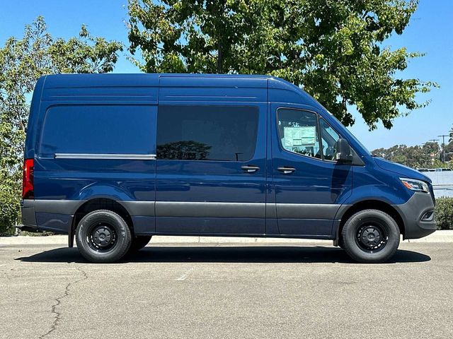 2024 Mercedes-Benz Sprinter Base