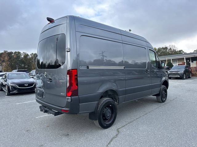 2024 Mercedes-Benz Sprinter Base