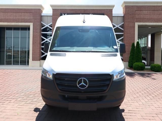 2024 Mercedes-Benz Sprinter Base