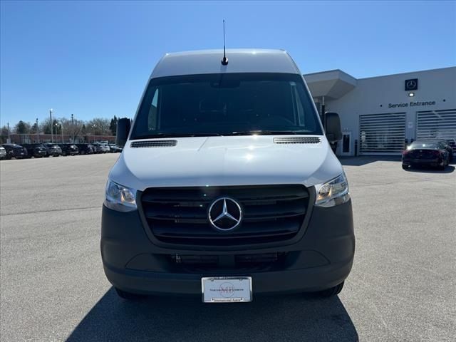 2024 Mercedes-Benz Sprinter Base