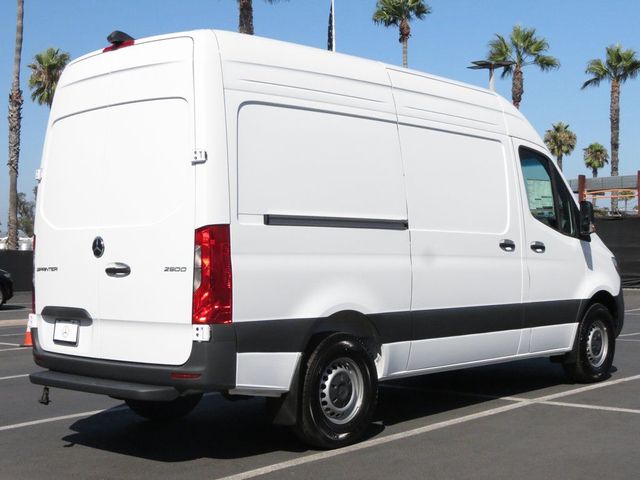 2024 Mercedes-Benz Sprinter Base