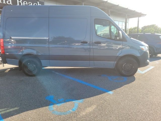 2024 Mercedes-Benz Sprinter Cargo