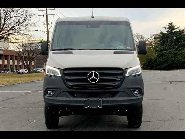 2024 Mercedes-Benz Sprinter Crew