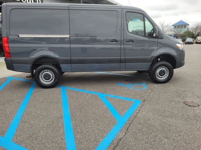 2024 Mercedes-Benz Sprinter Base