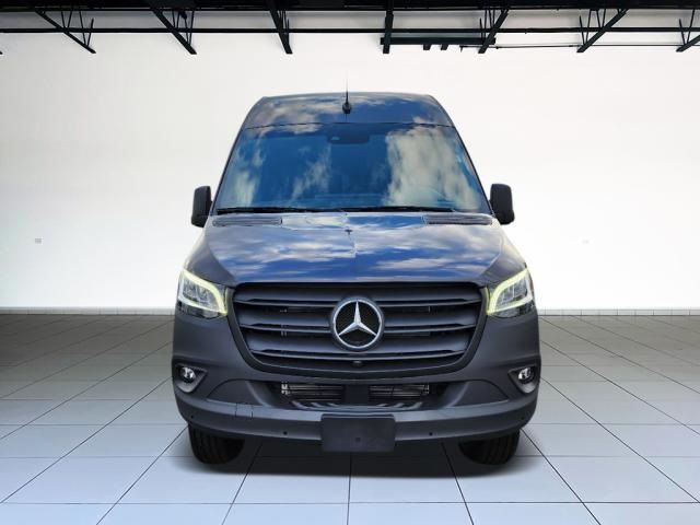 2024 Mercedes-Benz Sprinter Base