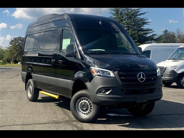 2024 Mercedes-Benz Sprinter Crew