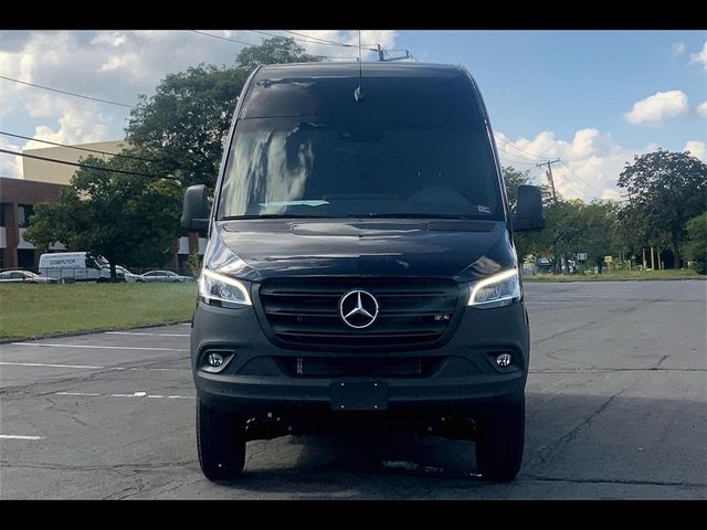 2024 Mercedes-Benz Sprinter Crew