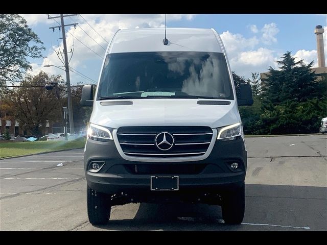 2024 Mercedes-Benz Sprinter Crew