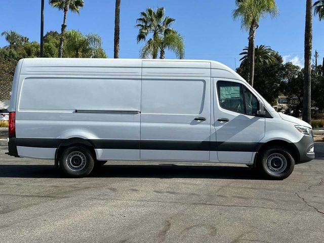 2024 Mercedes-Benz Sprinter Base