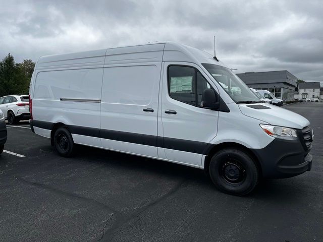 2024 Mercedes-Benz Sprinter Base