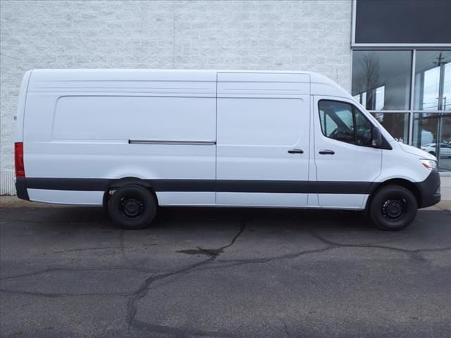 2024 Mercedes-Benz Sprinter Cargo