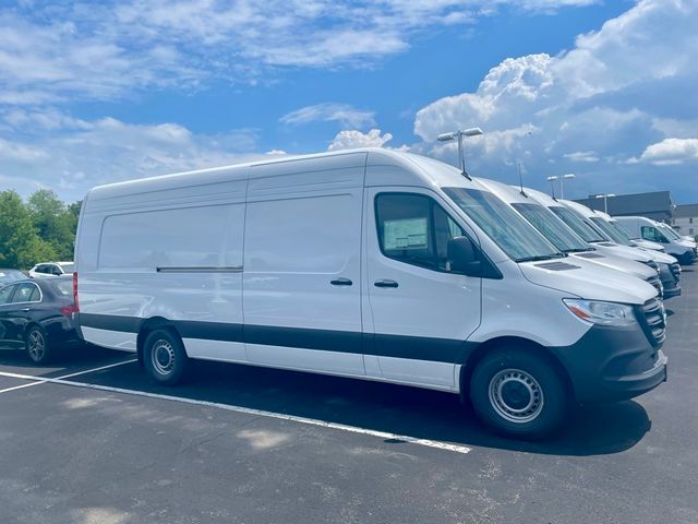 2024 Mercedes-Benz Sprinter Cargo