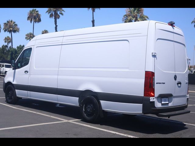 2024 Mercedes-Benz Sprinter Cargo