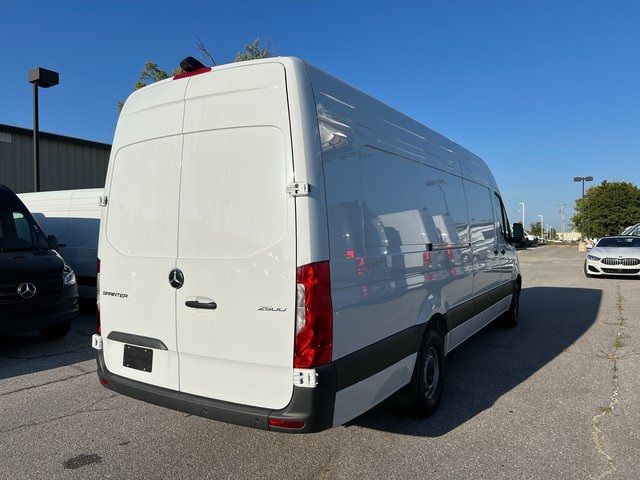 2024 Mercedes-Benz Sprinter Cargo