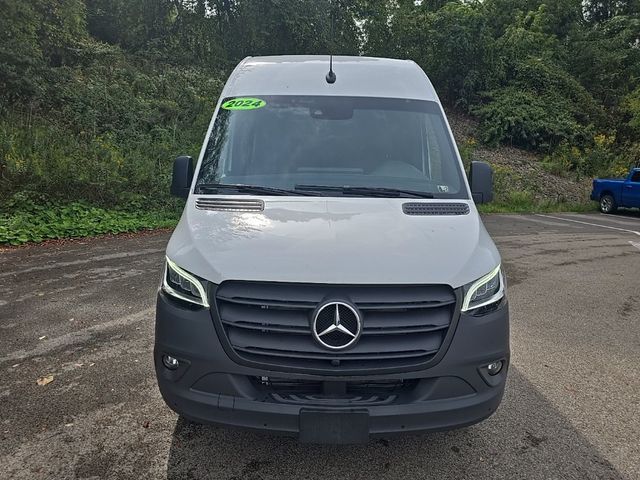 2024 Mercedes-Benz Sprinter Base