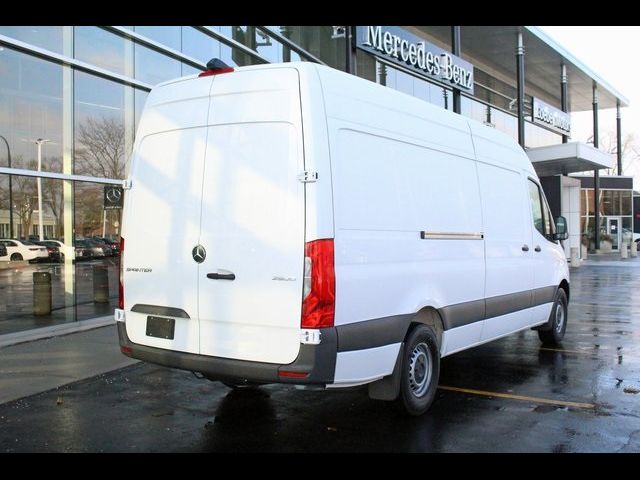 2024 Mercedes-Benz Sprinter Base