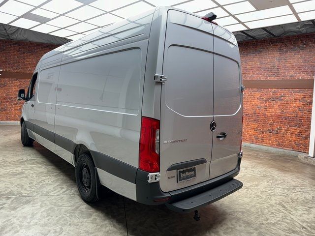 2024 Mercedes-Benz Sprinter Base