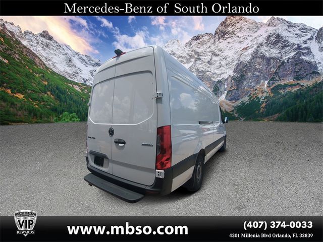 2024 Mercedes-Benz Sprinter Base