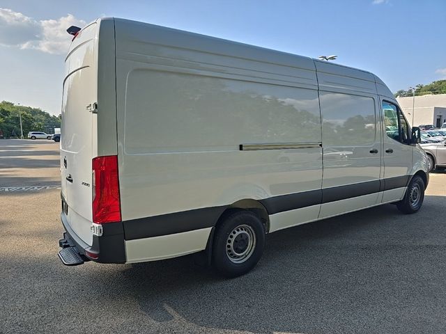 2024 Mercedes-Benz Sprinter Base