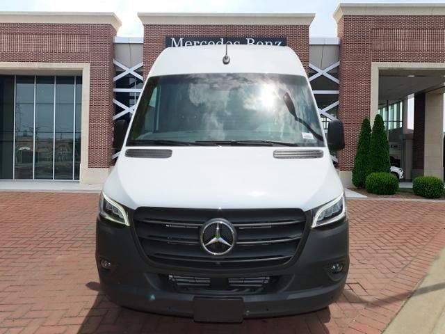 2024 Mercedes-Benz Sprinter Base