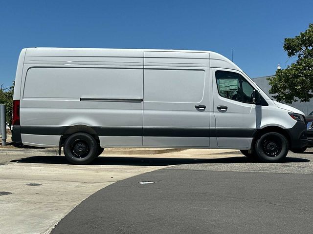 2024 Mercedes-Benz Sprinter Base