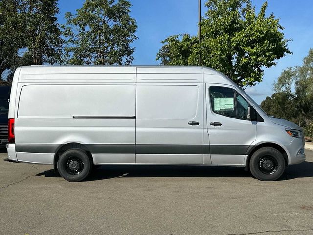 2024 Mercedes-Benz Sprinter Base