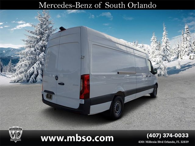 2024 Mercedes-Benz Sprinter Base