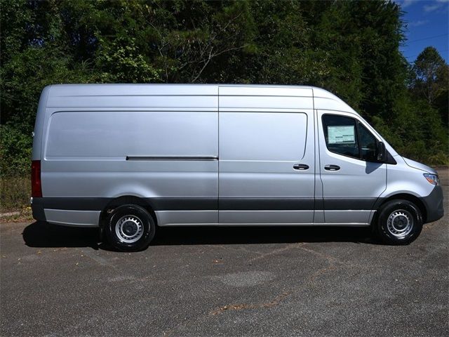 2024 Mercedes-Benz Sprinter Base