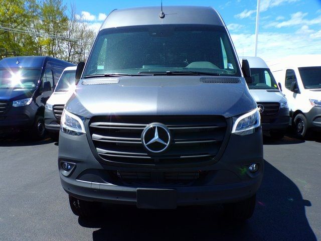 2024 Mercedes-Benz Sprinter Base