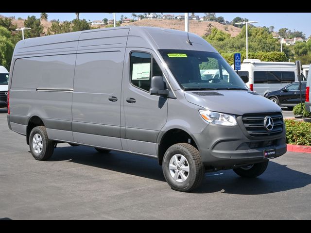 2024 Mercedes-Benz Sprinter Base