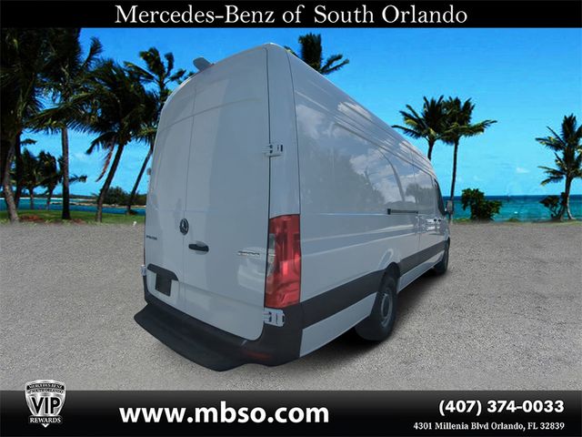 2024 Mercedes-Benz Sprinter Cargo