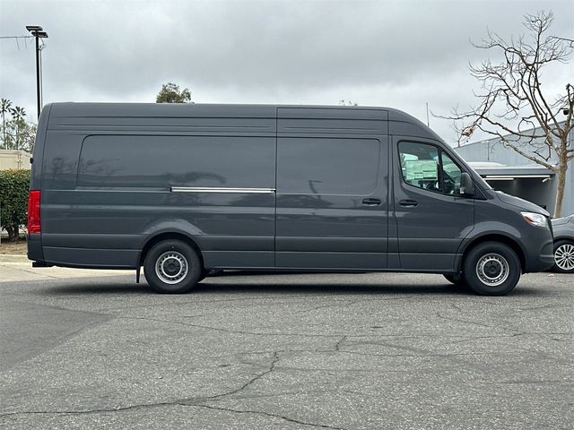 2024 Mercedes-Benz Sprinter Cargo