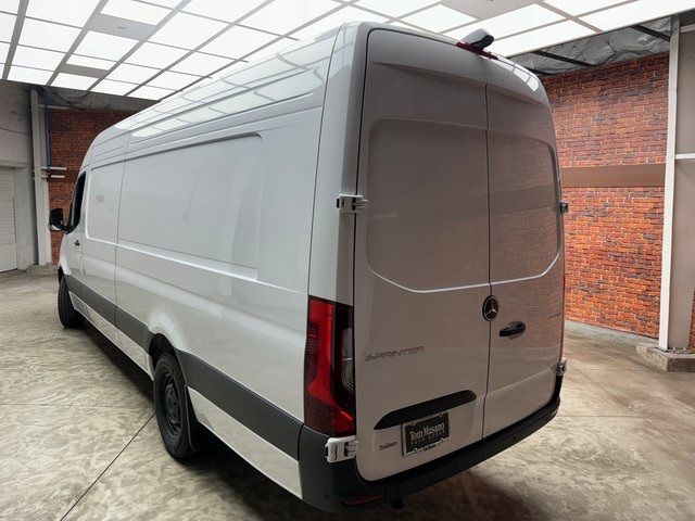 2024 Mercedes-Benz Sprinter Cargo