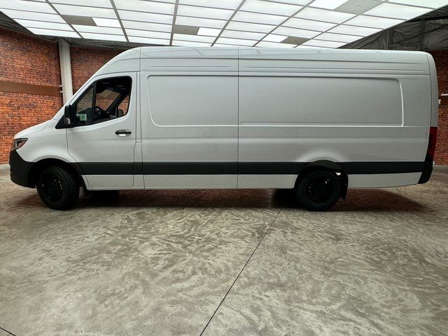 2024 Mercedes-Benz Sprinter Cargo