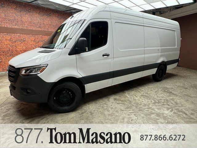 2024 Mercedes-Benz Sprinter Cargo