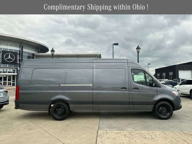 2024 Mercedes-Benz Sprinter Cargo