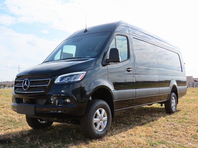 2024 Mercedes-Benz Sprinter Cargo