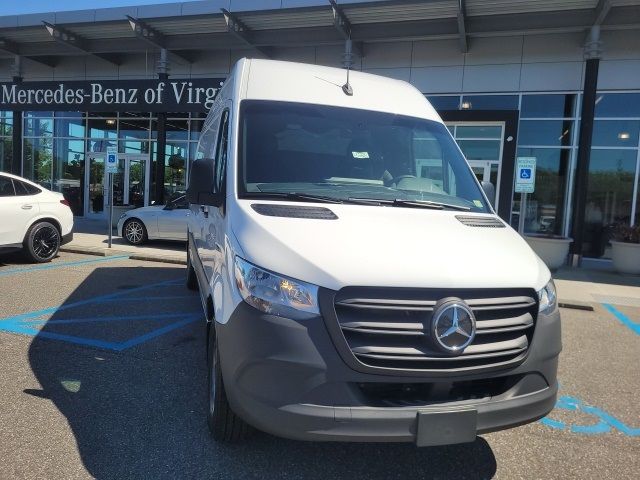 2024 Mercedes-Benz eSprinter Cargo Van Base