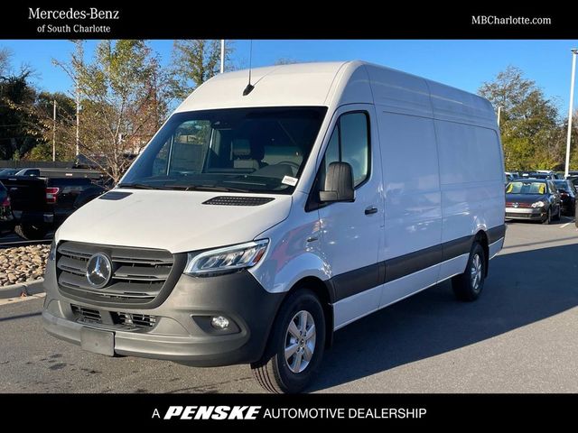 2024 Mercedes-Benz eSprinter Cargo Van Base