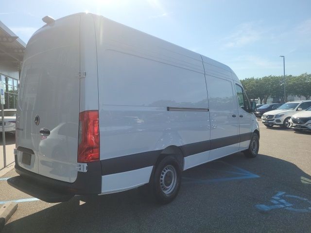 2024 Mercedes-Benz eSprinter Cargo Van Base