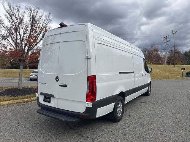 2024 Mercedes-Benz eSprinter Cargo Van Base